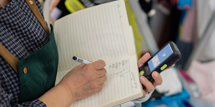 i3 UHF_服裝店_盤點1_副本-700.jpg i3 UHF_服裝店_盤點1_副本-700.jpg