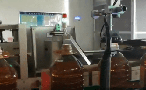 工業(yè)讀碼器-食品油瓶蓋二維碼在線檢測系統(tǒng) 工業(yè)讀碼器-食品油瓶蓋二維碼在線檢測系統(tǒng)