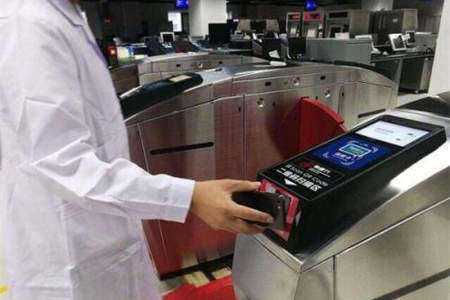 FM25-EX二維條碼識讀模塊嵌入地鐵、公交終端實現(xiàn)掃碼乘車