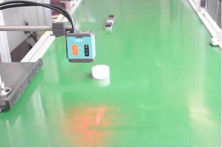 工業(yè)讀碼器，智能讀取掃描檢測流水線上的條碼