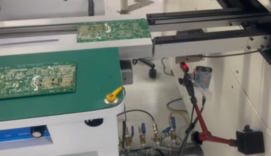 新大陸Soldier180固定式讀碼器讀取流動PCB版DPM碼 新大陸Soldier180固定式讀碼器讀取流動PCB版DPM碼